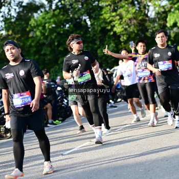 Runner Photo 4143891