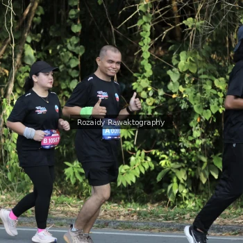 Runner Photo 4143929