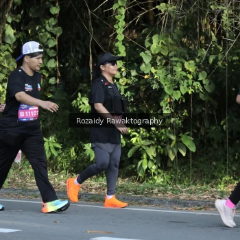 Runner Photo 4143940