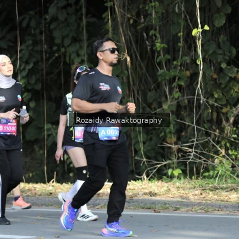 Runner Photo 4143957
