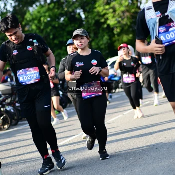 Runner Photo 4143960