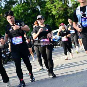 Runner Photo 4143962