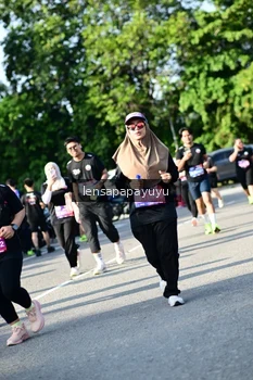 Runner Photo 4143969