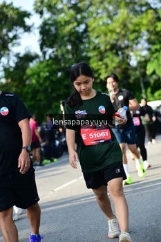 Runner Photo 4143987