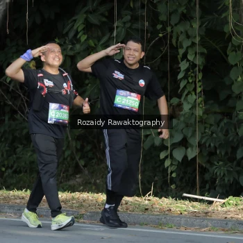 Runner Photo 4143989