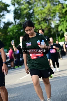 Runner Photo 4143994