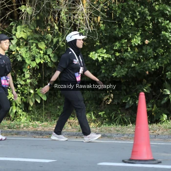Runner Photo 4143996