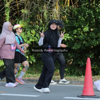 Runner Photo 4143999