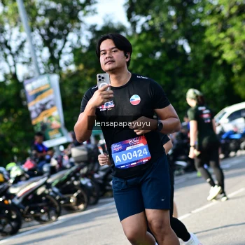 Runner Photo 4144000
