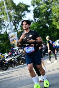Runner Photo 4144001