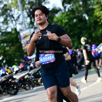 Runner Photo 4144003