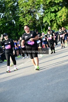 Runner Photo 4144010