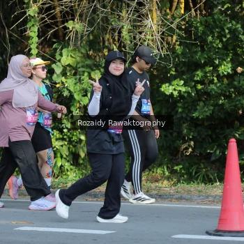Runner Photo 4144017