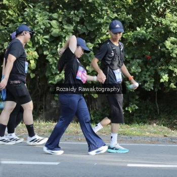 Runner Photo 4144025