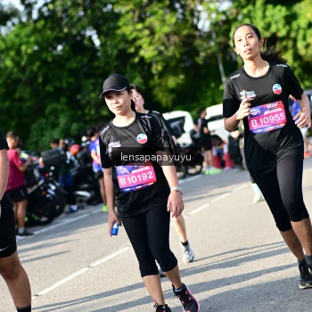 Runner Photo 4144034