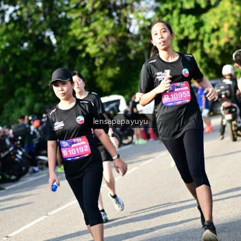 Runner Photo 4144036