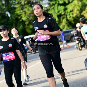 Runner Photo 4144037