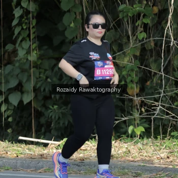 Runner Photo 4144056