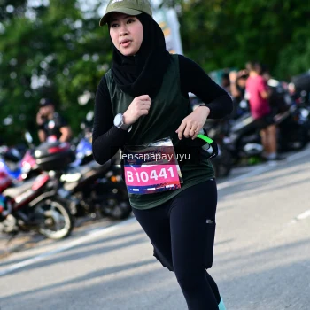Runner Photo 4144057