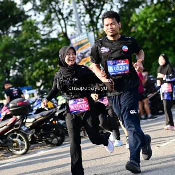 Runner Photo 4144069