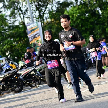 Runner Photo 4144070