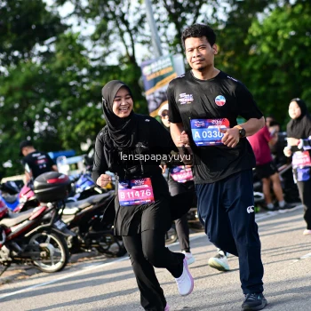 Runner Photo 4144073