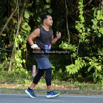 Runner Photo 4144076