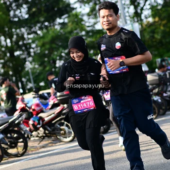 Runner Photo 4144080