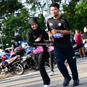 Runner Photo 4144085