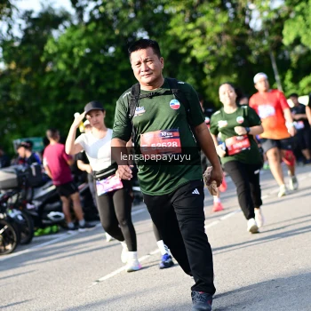 Runner Photo 4144098