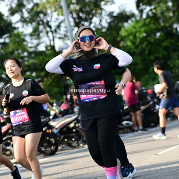 Runner Photo 4144132