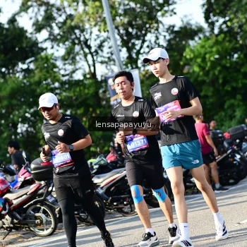 Runner Photo 4144138