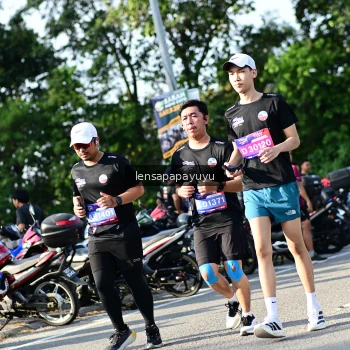 Runner Photo 4144139