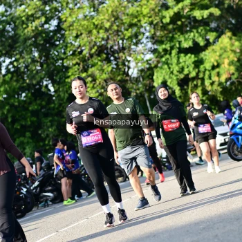 Runner Photo 4144160