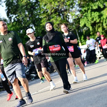 Runner Photo 4144171