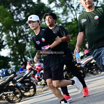 Runner Photo 4144172