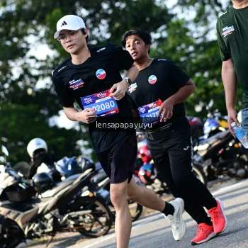 Runner Photo 4144177