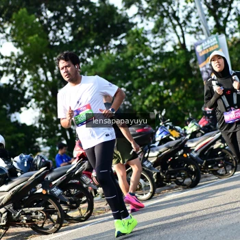 Runner Photo 4144182