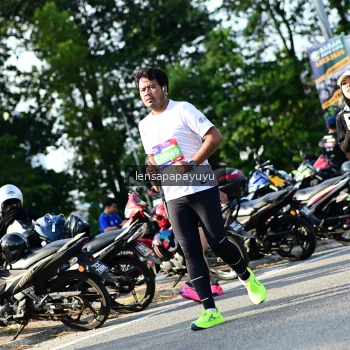 Runner Photo 4144183