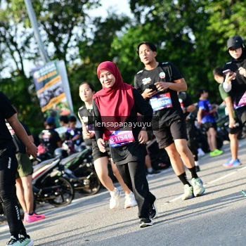 Runner Photo 4144190
