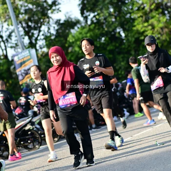 Runner Photo 4144192