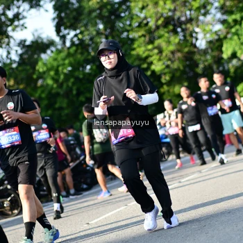 Runner Photo 4144195