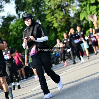 Runner Photo 4144198