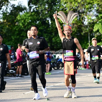 Runner Photo 4144204