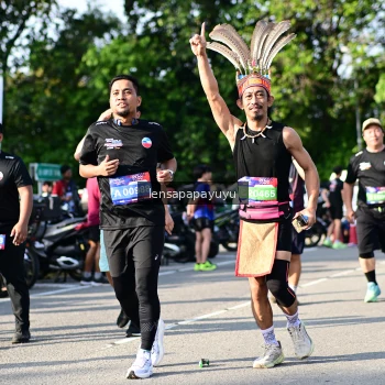 Runner Photo 4144205