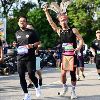 Runner Photo 4144211
