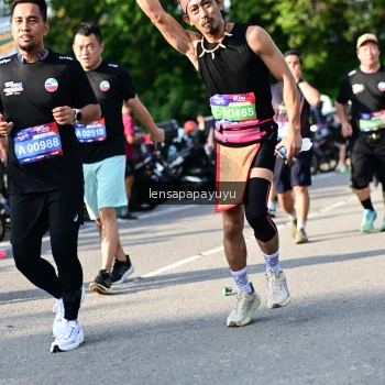 Runner Photo 4144214
