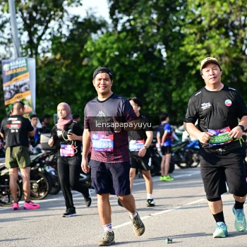 Runner Photo 4144217