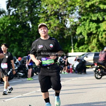 Runner Photo 4144221