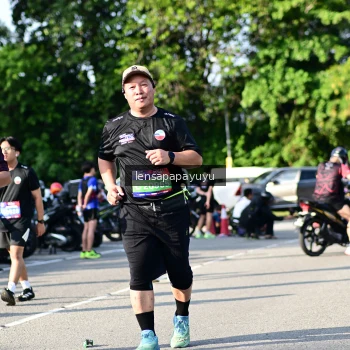 Runner Photo 4144223